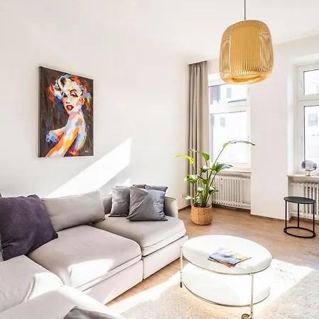 شقة Apartment, Schwelm, Neu, 1 Schlafzimmer, 3 Betten, 1 Badezimmer *